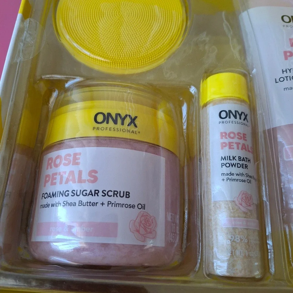 Onyx Professional Sugar Scrub Body Lotion Rose Petals‎ Care Essentials Gift Set